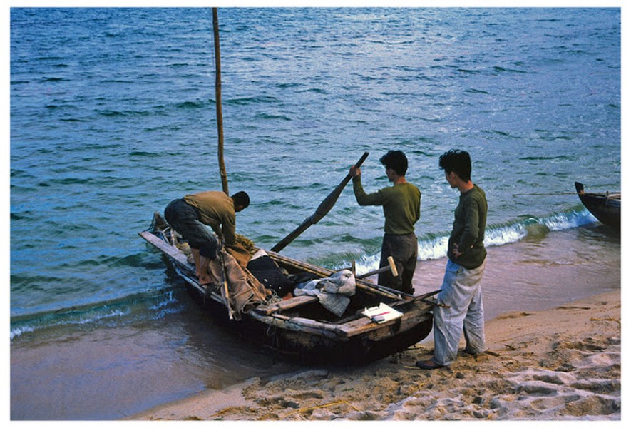 Các ngư dân Hàn Quốc ở Sokcho năm 1953.